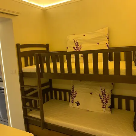 Quarto em Acomodações Particulares Kvetinove
