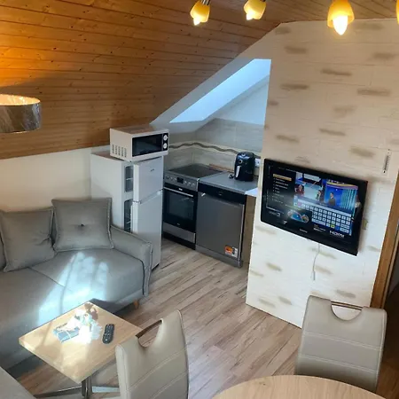 Kvetinove Privatunterkunft